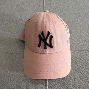 New Era Light Pink Yankees Cap with Black Emblem